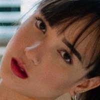 Vanessabecht Nøgen