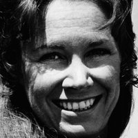 Verna Bloom Nøgen