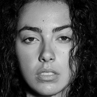 Veronica Manzo Nøgen