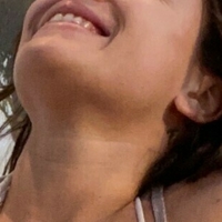 Veronica May Nøgen