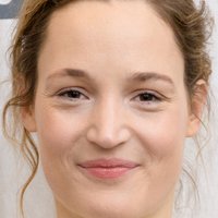 Vicky Krieps Nøgen