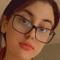 Victoria Khalid Nøgen