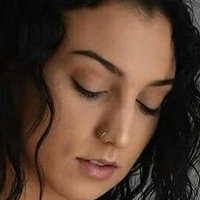 Victoria M'lynn Nøgen