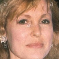 Victoria Tennant Nøgen