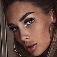 Vika Devil Nøgen