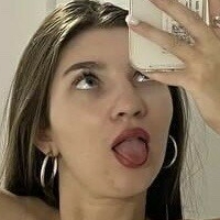 vikaa / vikaa_vika_love / viktoriaaa_aaaa / taynawinfrey1 / taynawinfrey2 Nøgen