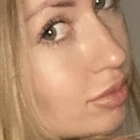 vikkytheone Nøgen