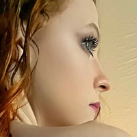Violet Skye Nøgen