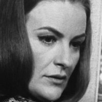 Vivian Pickles Nøgen