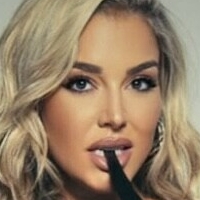 Whyt Michelle Nøgen