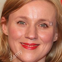Winnie Boewe Nøgen