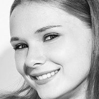 Yana Novikova Nøgen