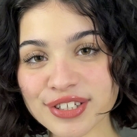 Yasmin Bal Nøgen