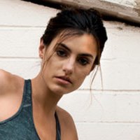 Yasmina Jones Nøgen