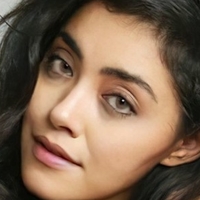 Yasmine Al-Bustami Nøgen