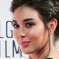 Yasmine Sabri Nøgen