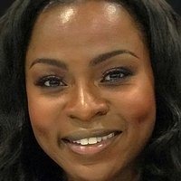 Yetide Badaki Nøgen