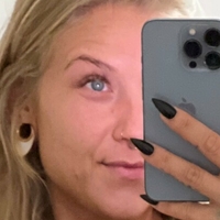 youravamiller Nøgen