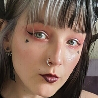 yours_lisa Nøgen