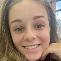 Yugi Nøgen