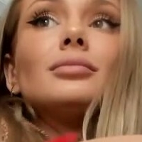 Yveline Nøgen