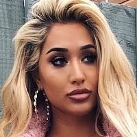 Zahida Allen Nøgen