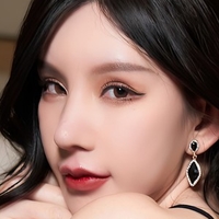 Zhou Yuxi Nøgen