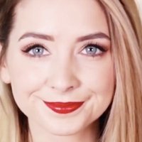 Zoe Sugg Nøgen